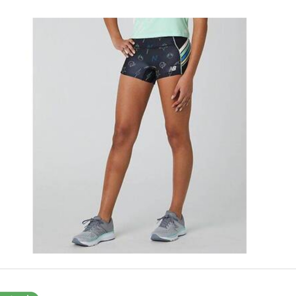 New balance printed velocity hot short L